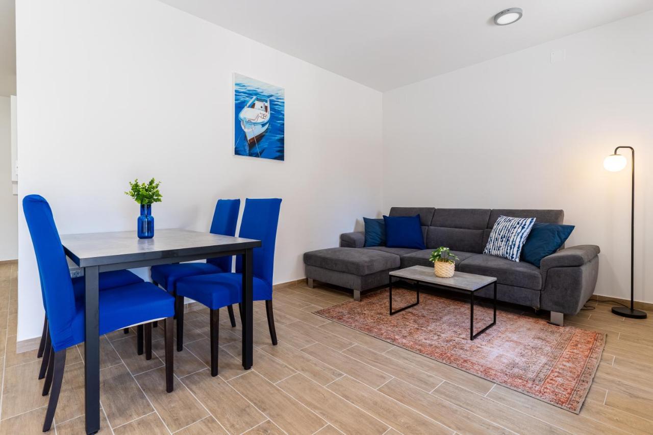 Apartment Blue Monstera 茨雷斯 外观 照片